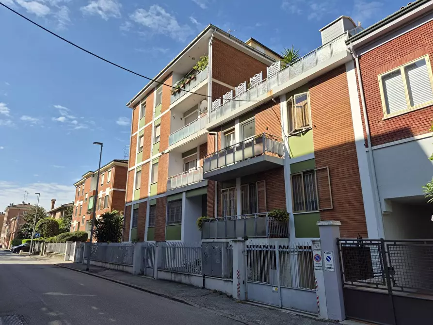 Immagine 5 di Appartamento in vendita  in Contrada Del Mirasole 35 a Ferrara