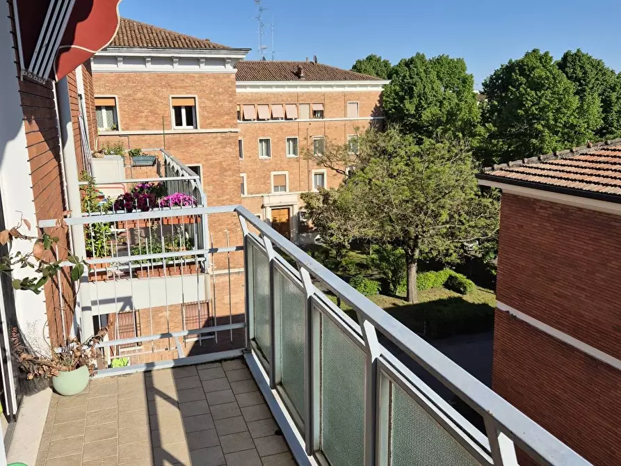 Immagine 11 di Appartamento in vendita  in Contrada Del Mirasole 35 a Ferrara
