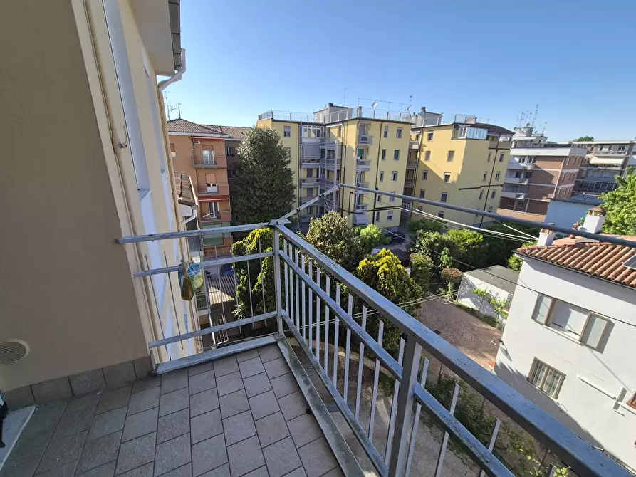Immagine 16 di Appartamento in vendita  in Contrada Del Mirasole 35 a Ferrara