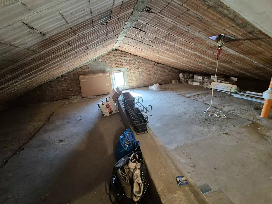 Immagine 28 di Appartamento in vendita  in Contrada Del Mirasole 35 a Ferrara