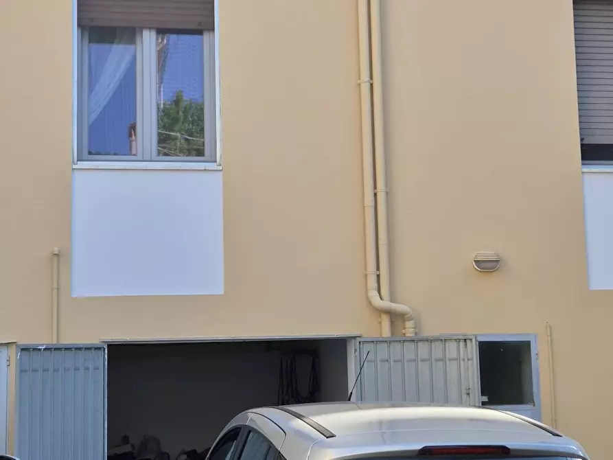 Immagine 39 di Appartamento in vendita  in Contrada Del Mirasole 35 a Ferrara
