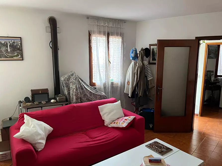 Immagine 2 di Casa indipendente in vendita  in Via Copparo 248 a Ferrara