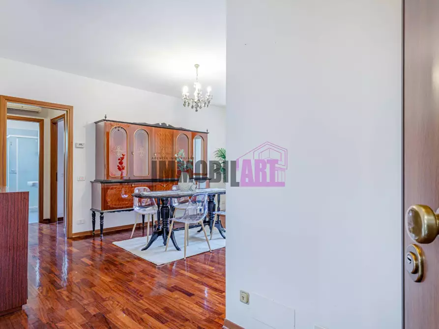 Immagine 2 di Appartamento in vendita  in Via Gran Sasso D'italia 13/2 a Reggio Nell'emilia