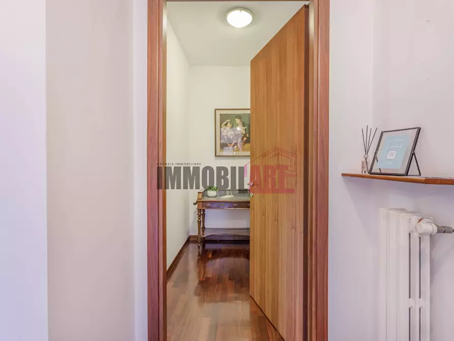 Immagine 18 di Appartamento in vendita  in Via Gran Sasso D'italia 13/2 a Reggio Nell'emilia