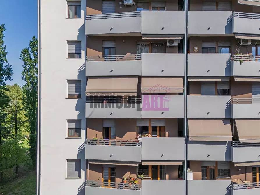Immagine 8 di Appartamento in vendita  in Via Caravaggio 19 a Reggio Nell'emilia