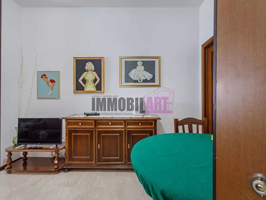 Immagine 10 di Appartamento in vendita  in Via Caravaggio 19 a Reggio Nell'emilia