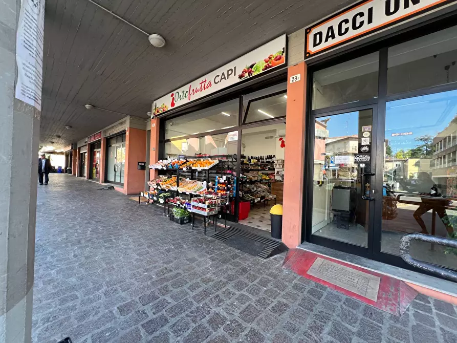 Immagine 5 di Locale commerciale in vendita  in Via Giacomo Matteotti 28 a Montechiarugolo