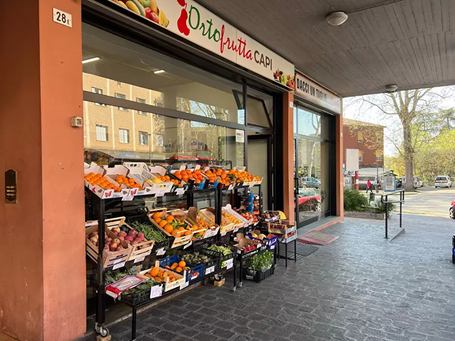 Immagine 2 di Locale commerciale in vendita  in Via Giacomo Matteotti 28 a Montechiarugolo