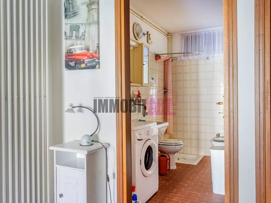 Immagine 5 di Villetta a schiera in vendita  in Via Giacomo Notari 43 a Ramiseto