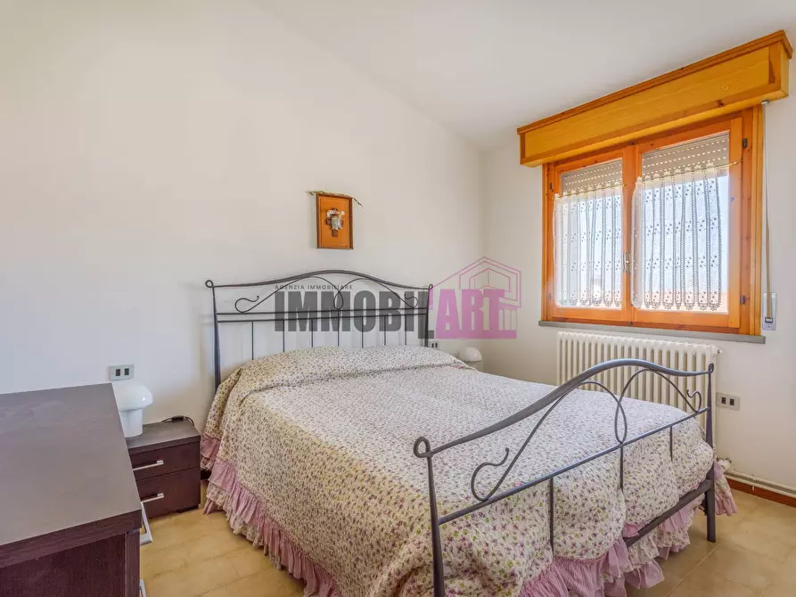 Immagine 33 di Villetta a schiera in vendita  in Via Giacomo Notari 43 a Ramiseto