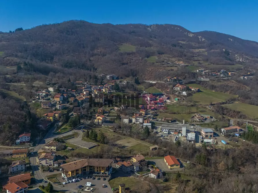 Immagine 43 di Villetta a schiera in vendita  in Via Giacomo Notari 43 a Ramiseto