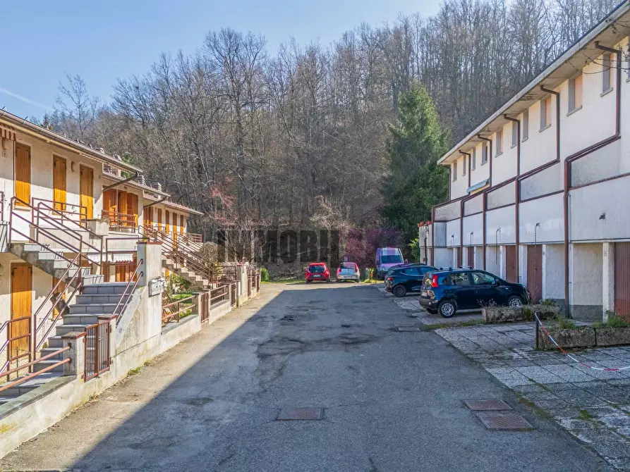 Immagine 48 di Villetta a schiera in vendita  in Via Giacomo Notari 43 a Ramiseto