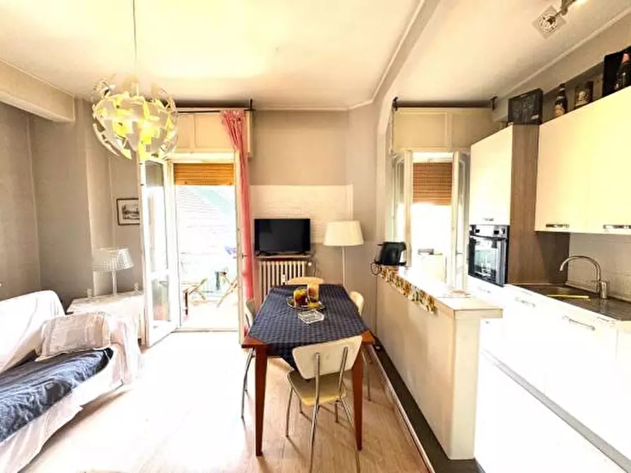 Immagine 5 di Appartamento in vendita  in Via Giacomo Matteotti 4 a Reggio Nell'emilia