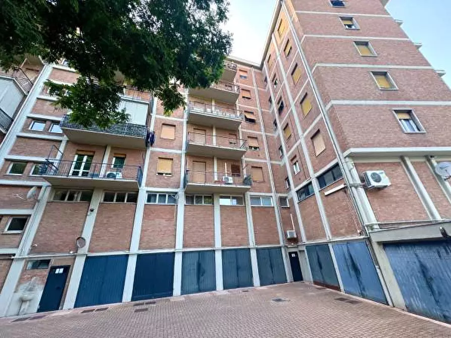 Immagine 26 di Appartamento in vendita  in Via Giacomo Matteotti 4 a Reggio Nell'emilia