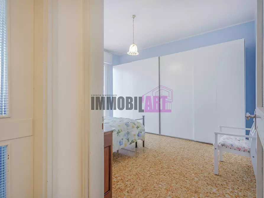 Immagine 27 di Appartamento in vendita  in Via Selvapiana 1 a Reggio Nell'emilia