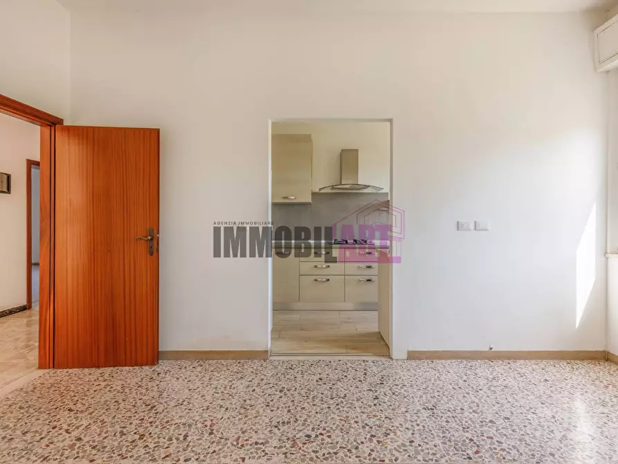 Immagine 8 di Appartamento in vendita  in Via San Lorenzo A Monte 33 a Rimini