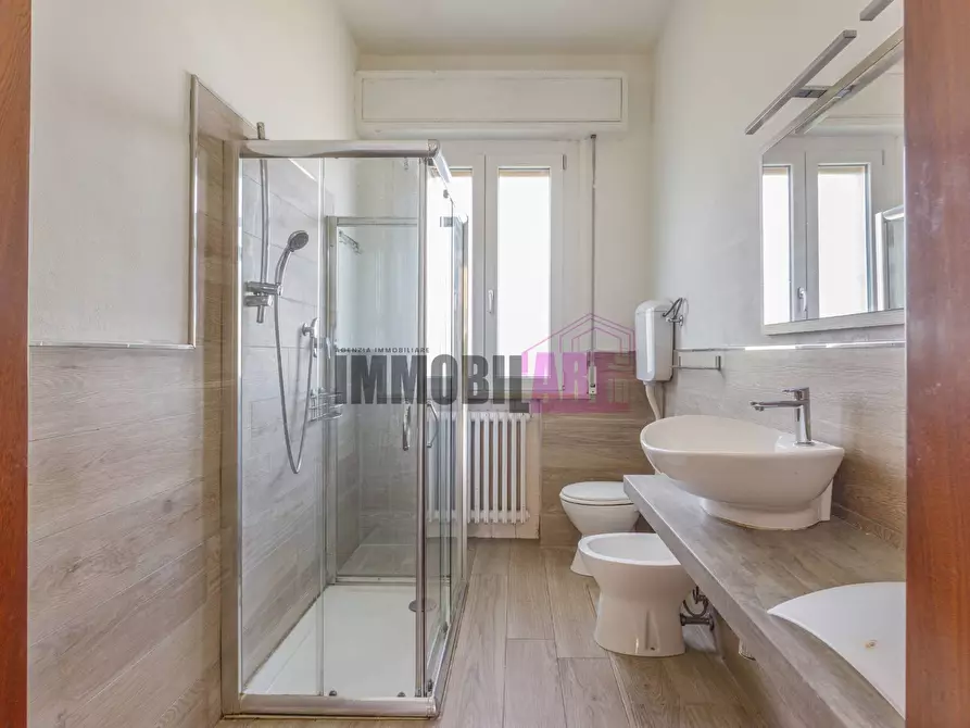 Immagine 24 di Appartamento in vendita  in Via San Lorenzo A Monte 33 a Rimini