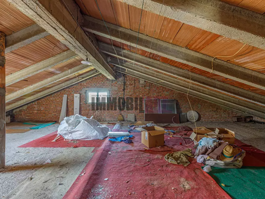 Immagine 34 di Appartamento in vendita  in Via San Lorenzo A Monte 33 a Rimini