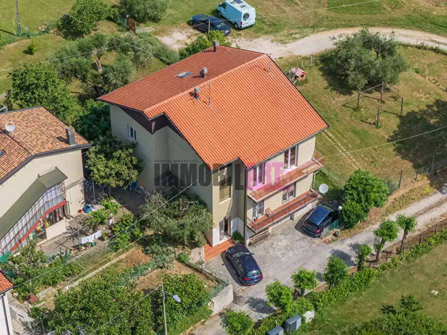 Immagine 51 di Appartamento in vendita  in Via San Lorenzo A Monte 33 a Rimini