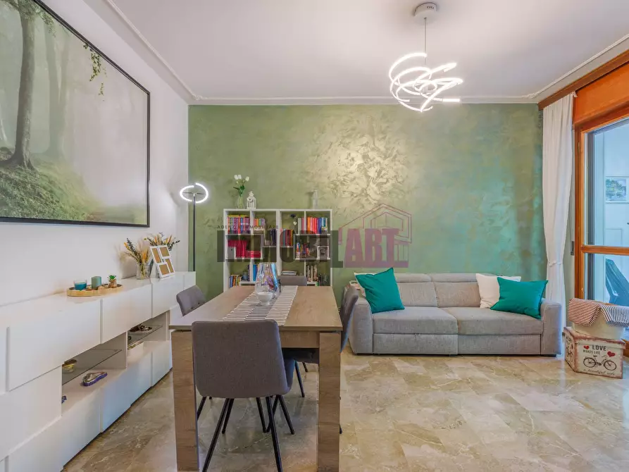Immagine 2 di Appartamento in vendita  in Viale Risorgimento 55/2 a Reggio Nell'emilia