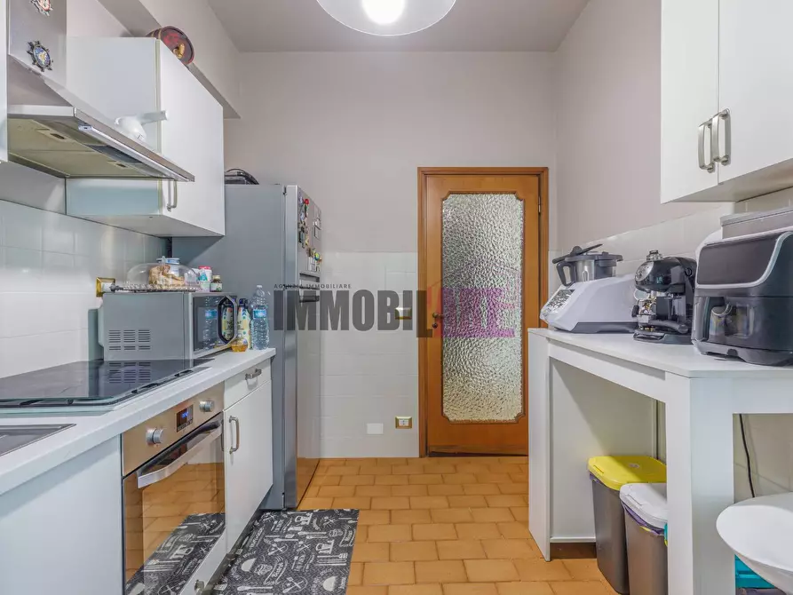 Immagine 11 di Appartamento in vendita  in Viale Risorgimento 55/2 a Reggio Nell'emilia