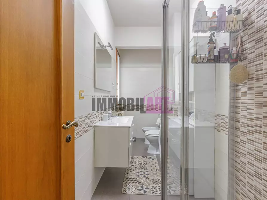 Immagine 23 di Appartamento in vendita  in Viale Risorgimento 55/2 a Reggio Nell'emilia