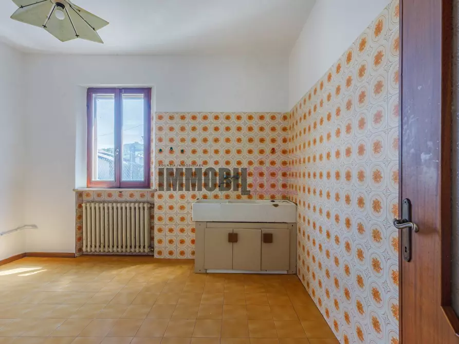 Immagine 11 di Casa indipendente in vendita  in VIA BATTILOCCHI 67 a Bore