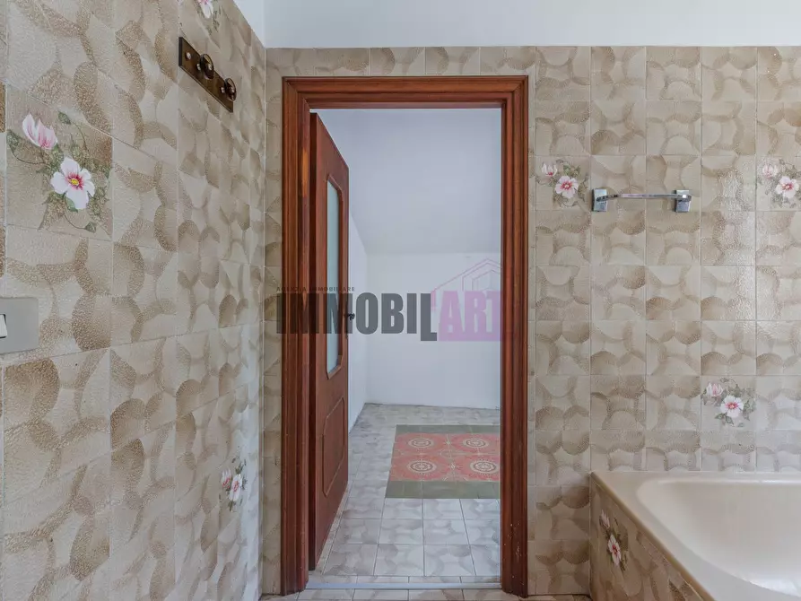Immagine 23 di Casa indipendente in vendita  in VIA BATTILOCCHI 67 a Bore