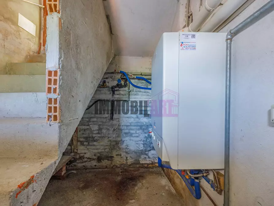 Immagine 29 di Casa indipendente in vendita  in VIA BATTILOCCHI 67 a Bore