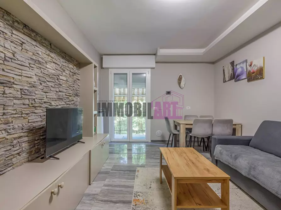 Immagine 2 di Appartamento in vendita  in Via Accursio Da Reggio 21 a Reggio Nell'emilia