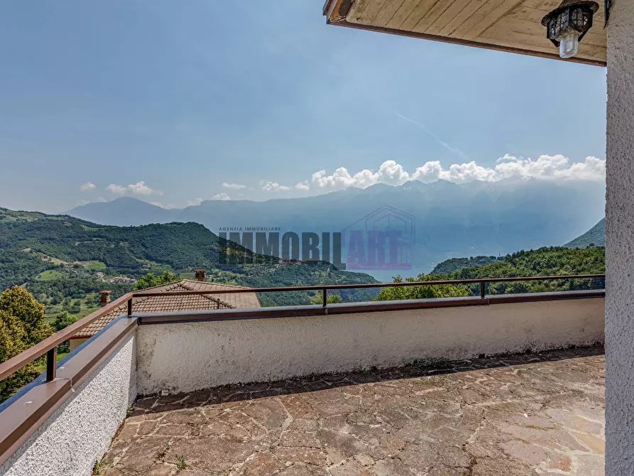 Immagine 4 di Appartamento in vendita  in VIA PRA DA BONT 16 a Calvagese Della Riviera