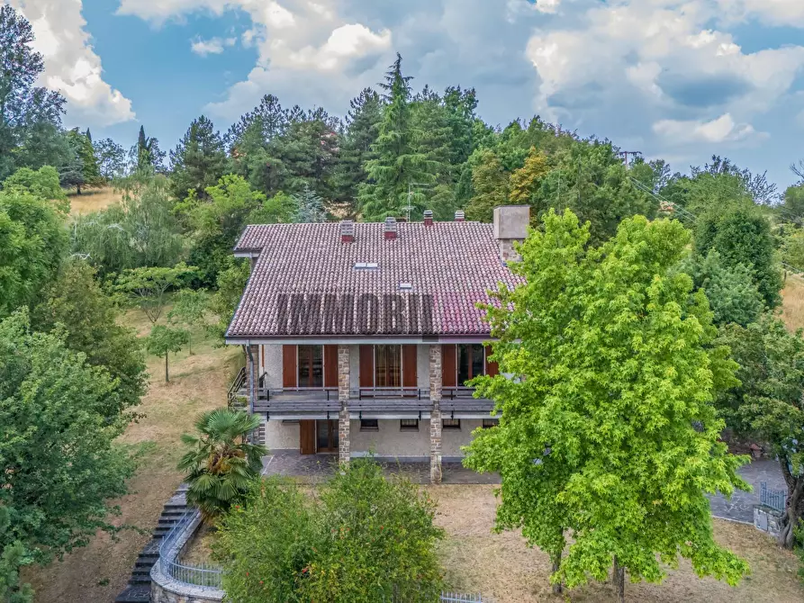Immagine 3 di Villa in affitto  in LOCALITA' RONCAGLIO CADRAZZOLE a Canossa