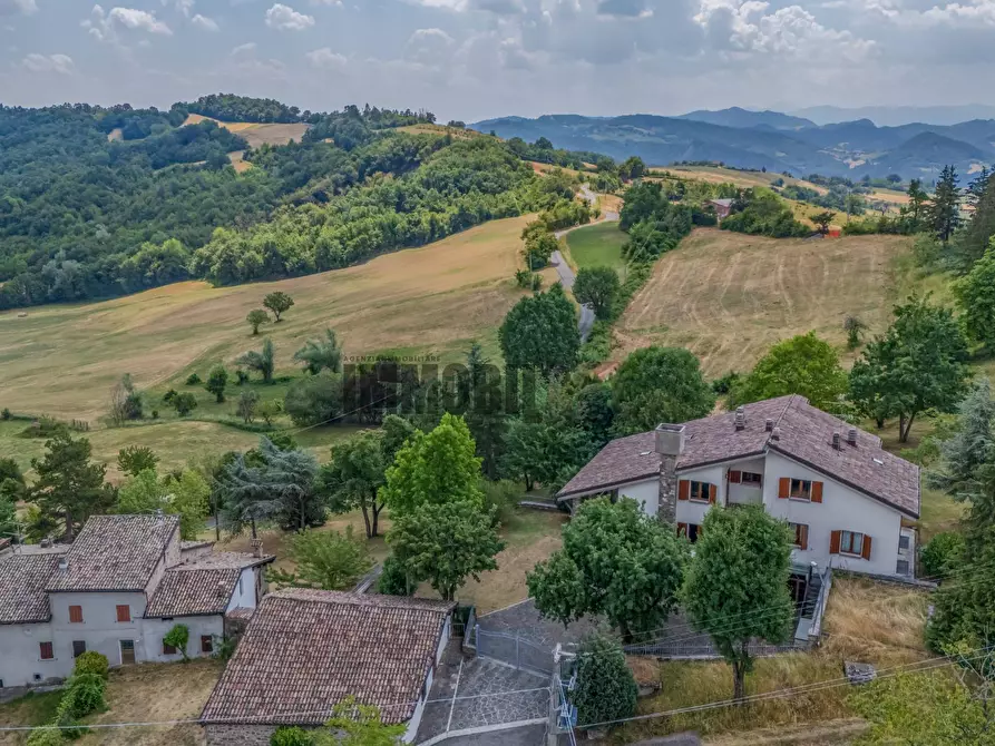 Immagine 4 di Villa in affitto  in LOCALITA' RONCAGLIO CADRAZZOLE a Canossa