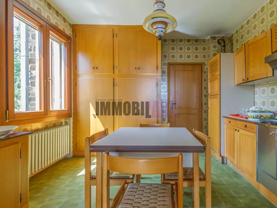 Immagine 24 di Villa in affitto  in LOCALITA' RONCAGLIO CADRAZZOLE a Canossa