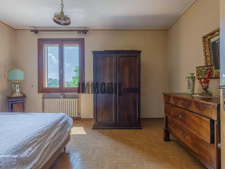 Immagine 35 di Villa in affitto  in LOCALITA' RONCAGLIO CADRAZZOLE a Canossa