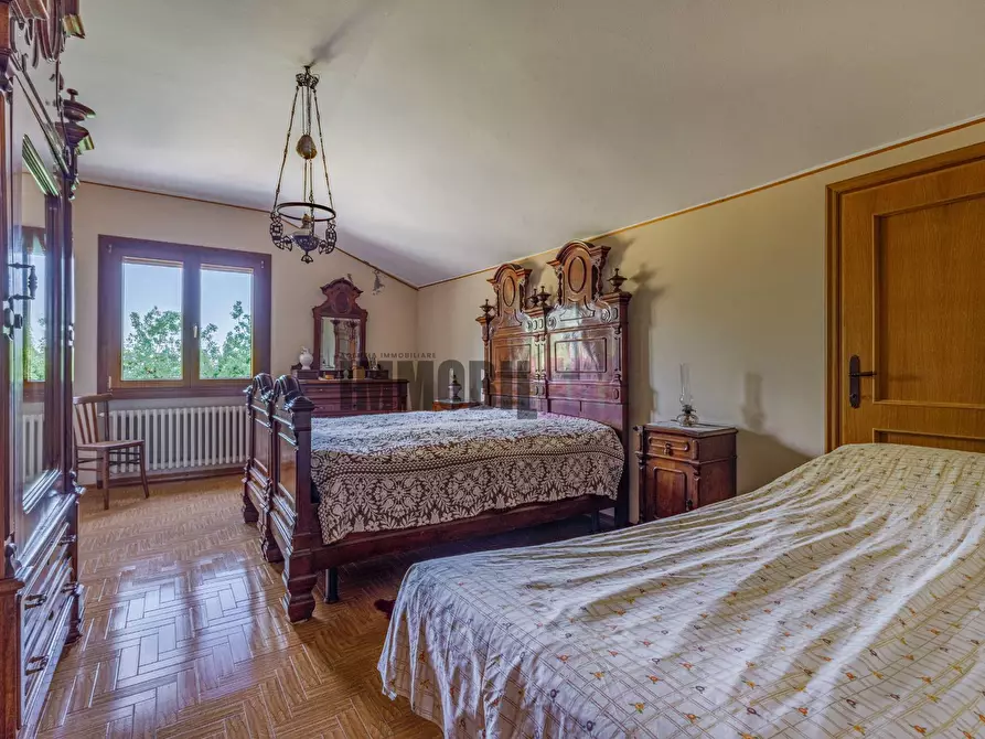Immagine 41 di Villa in affitto  in LOCALITA' RONCAGLIO CADRAZZOLE a Canossa