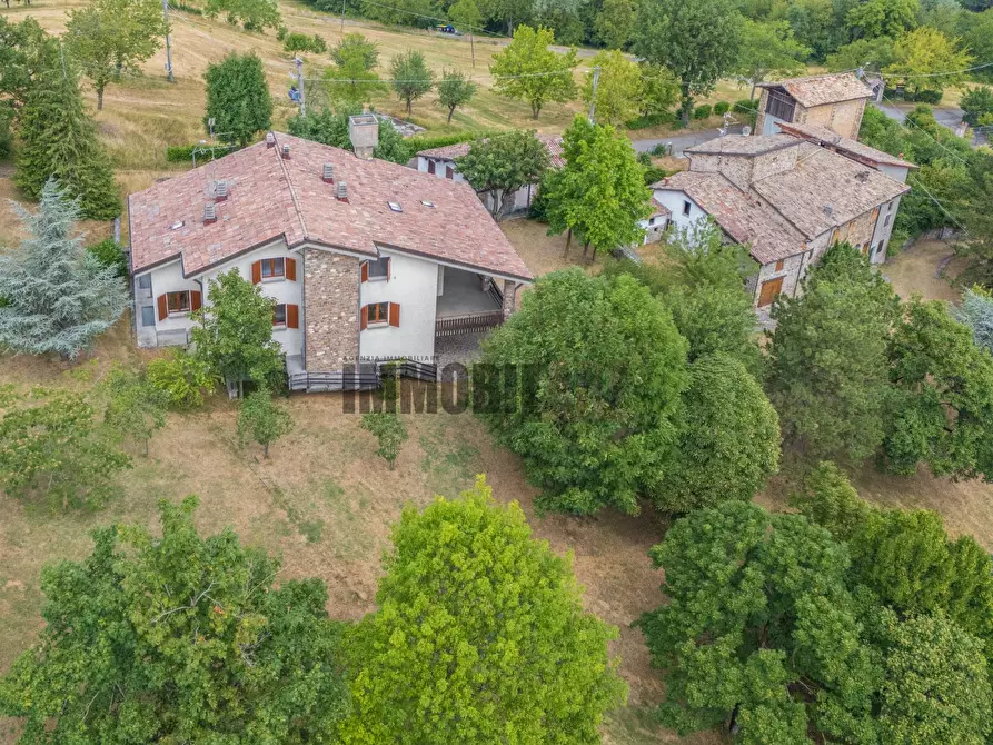 Immagine 9 di Villa in vendita  in LOCALITA' RONCAGLIO CADRAZZOLE a Canossa