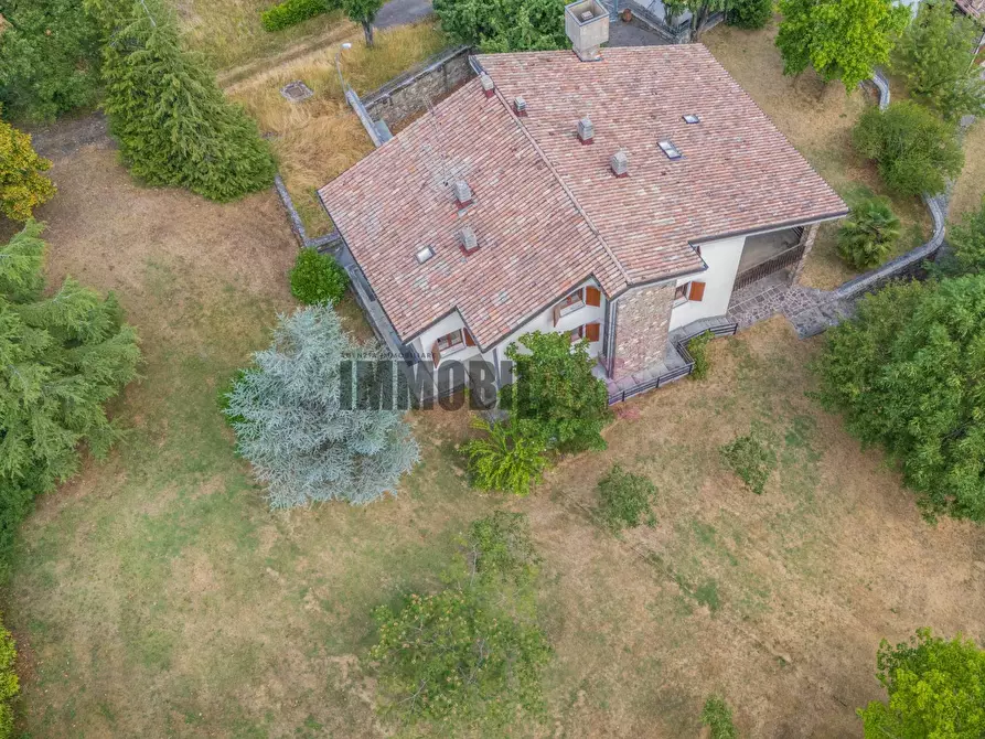 Immagine 10 di Villa in vendita  in LOCALITA' RONCAGLIO CADRAZZOLE a Canossa