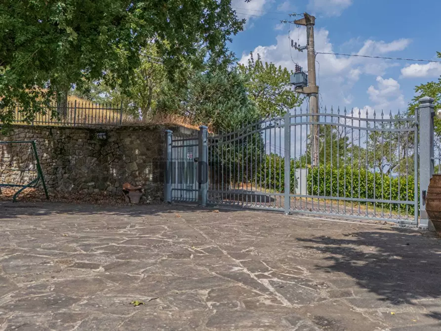 Immagine 18 di Villa in vendita  in LOCALITA' RONCAGLIO CADRAZZOLE a Canossa