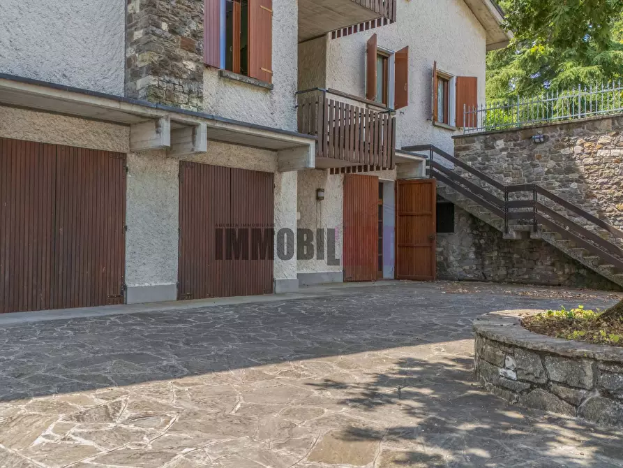 Immagine 19 di Villa in vendita  in LOCALITA' RONCAGLIO CADRAZZOLE a Canossa