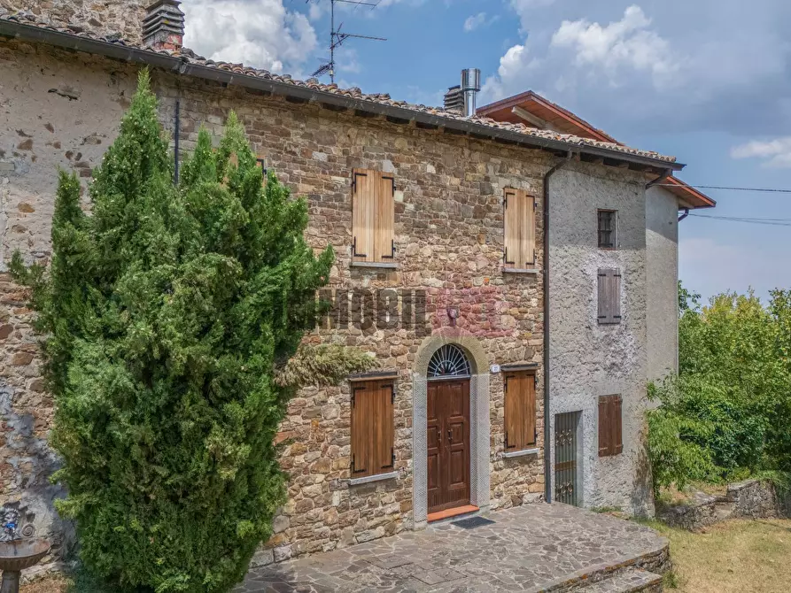 Immagine 29 di Villa in vendita  in LOCALITA' RONCAGLIO CADRAZZOLE a Canossa