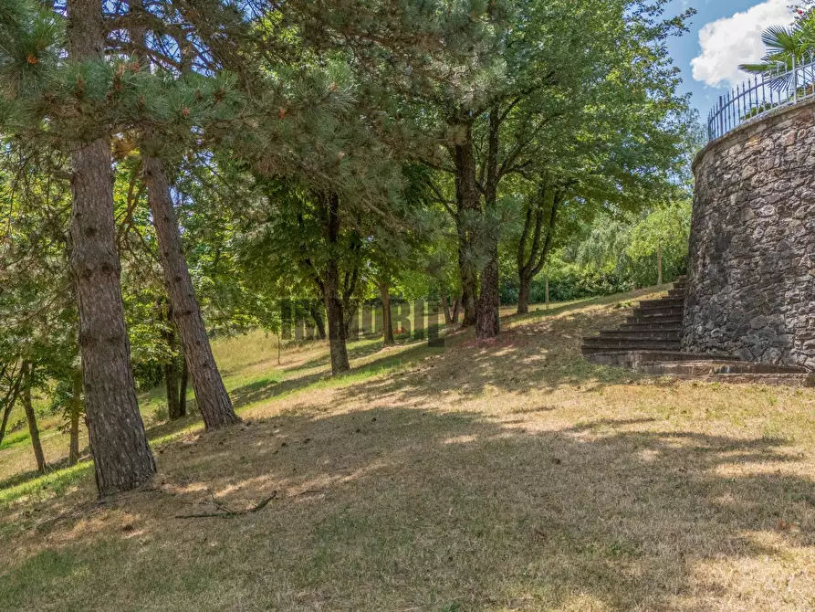 Immagine 34 di Villa in vendita  in LOCALITA' RONCAGLIO CADRAZZOLE a Canossa