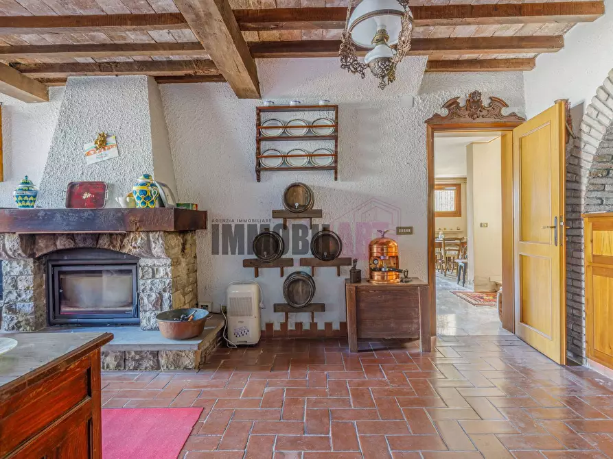 Immagine 39 di Villa in vendita  in LOCALITA' RONCAGLIO CADRAZZOLE a Canossa