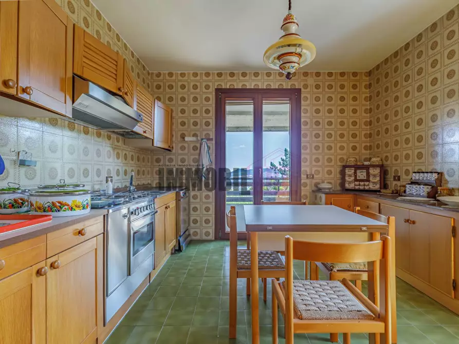 Immagine 45 di Villa in vendita  in LOCALITA' RONCAGLIO CADRAZZOLE a Canossa