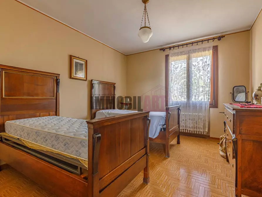 Immagine 55 di Villa in vendita  in LOCALITA' RONCAGLIO CADRAZZOLE a Canossa