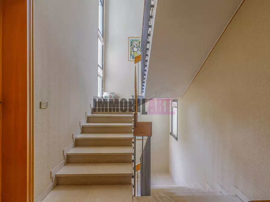 Immagine 59 di Villa in vendita  in LOCALITA' RONCAGLIO CADRAZZOLE a Canossa