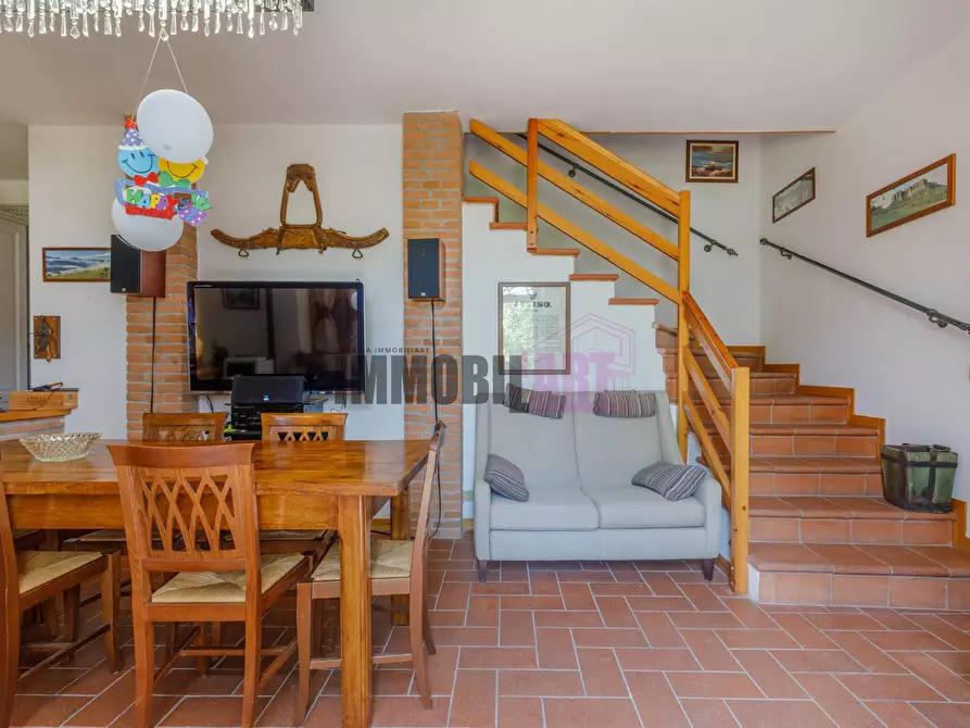 Immagine 79 di Villa in vendita  in LOCALITA' RONCAGLIO CADRAZZOLE a Canossa
