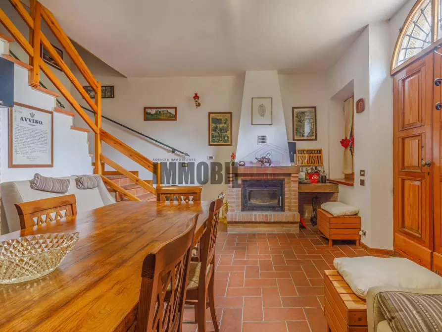 Immagine 85 di Villa in vendita  in LOCALITA' RONCAGLIO CADRAZZOLE a Canossa