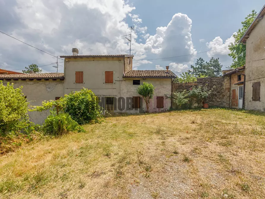 Immagine 98 di Villa in vendita  in LOCALITA' RONCAGLIO CADRAZZOLE a Canossa