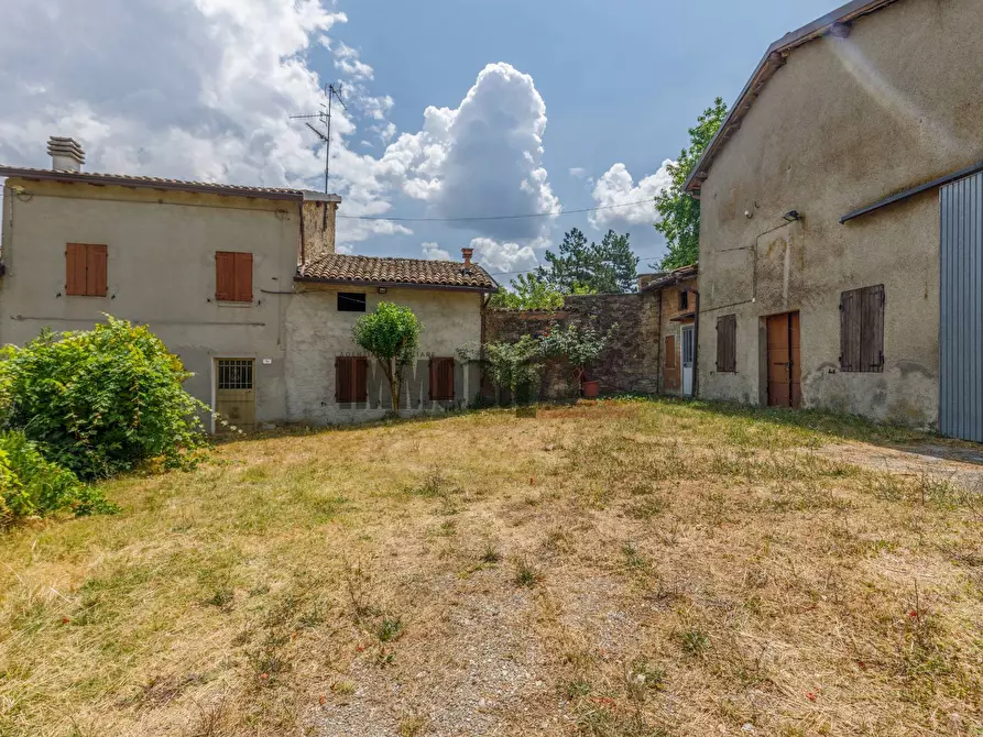 Immagine 99 di Villa in vendita  in LOCALITA' RONCAGLIO CADRAZZOLE a Canossa